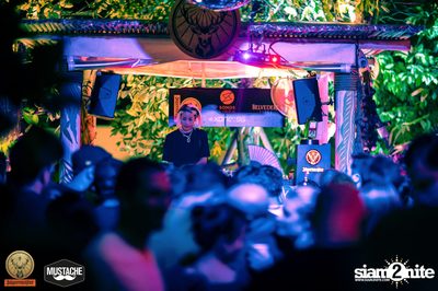 Jagermeister presents Mustache Takeover กับ Nakadia ที่ Escape Bangkok — photo 252