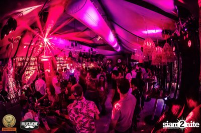 Jagermeister presents Mustache Takeover กับ Nakadia ที่ Escape Bangkok — photo 265