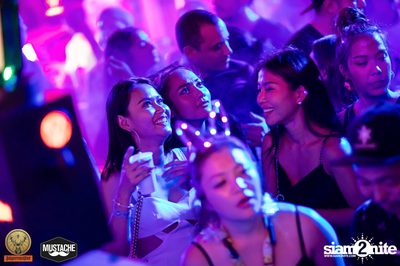 Jagermeister presents Mustache Takeover กับ Nakadia ที่ Escape Bangkok — photo 285
