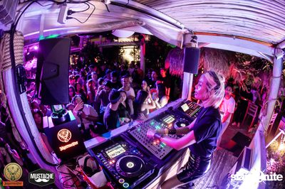 Jagermeister presents Mustache Takeover กับ Nakadia ที่ Escape Bangkok — photo 287