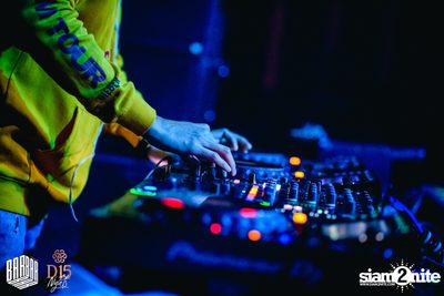 Saturday Night at BARBARBAR — photo 17