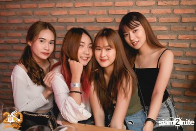Kod Sad Party w/ Poy​ Portrait x Bowky Lion at 20Something Bar — photo 79