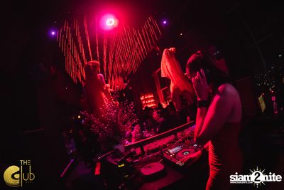Valentines Friday ที่ The Club at Koi — photo 36