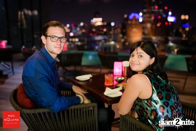 คืนวันศุกร์ ที่ เรดสแควร์ รูฟท็อป บาร์ — photo 29