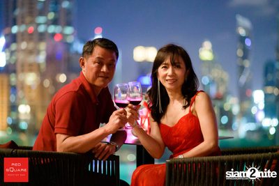คืนวันศุกร์ ที่ เรดสแควร์ รูฟท็อป บาร์ — photo 30