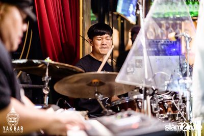 Singha Music presents Pop Pongkool at Yak Bar | Bang Sue — photo 122