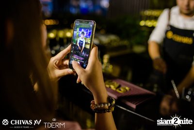 Let's Celebrate with XV: Daboyway x Wonderframe | TDERM — photo 43