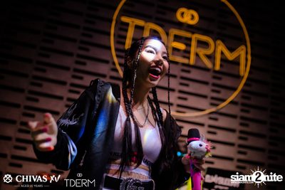 Let's Celebrate with XV: Daboyway x Wonderframe | TDERM — photo 136