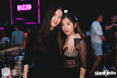 Friday Night at BARBARBAR — photo 37