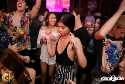 Shortkut (USA) ที่ The Club at Koi — photo 113