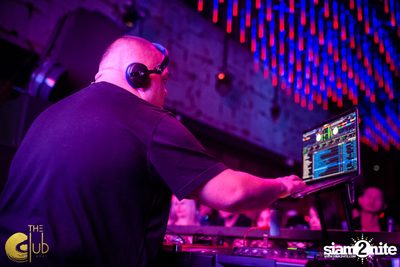 Shortkut (USA) ที่ The Club at Koi — photo 116
