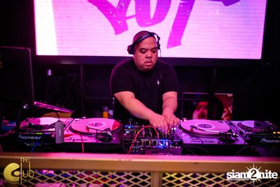 Shortkut (USA) ที่ The Club at Koi — photo 117