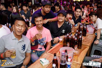 คอนเสิร์ต หนุ่ม กะลา ที่ ซิงค์รังสิต — photo 43