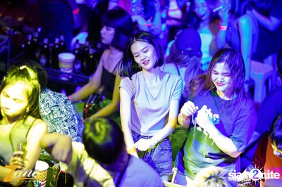 คอนเสิร์ต หนุ่ม กะลา ที่ ซิงค์รังสิต — photo 192