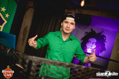 Revo de Janeiro - Brazilian Carnival at Revolucion Cocktail — photo 5