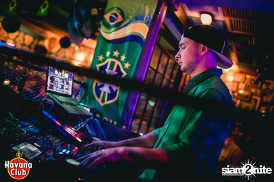 Revo de Janeiro - Brazilian Carnival at Revolucion Cocktail — photo 19