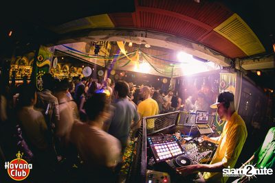 Revo de Janeiro - Brazilian Carnival at Revolucion Cocktail — photo 102