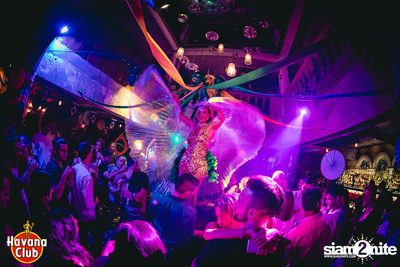 Revo de Janeiro - Brazilian Carnival at Revolucion Cocktail — photo 115