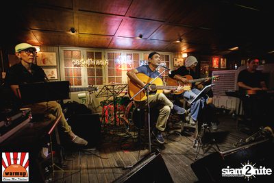 คอนเสิร์ต ธีร์ ไชยเดช ที่ Warmup Cafe เชียงใหม่ — photo 21
