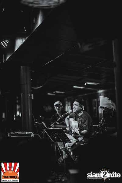 คอนเสิร์ต ธีร์ ไชยเดช ที่ Warmup Cafe เชียงใหม่ — photo 36