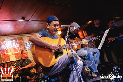 คอนเสิร์ต ธีร์ ไชยเดช ที่ Warmup Cafe เชียงใหม่ — photo 69