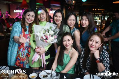 J Jetrin at The View Bar & Restaurant — photo 7