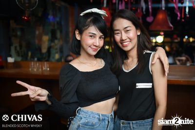J Jetrin at The View Bar & Restaurant — photo 41
