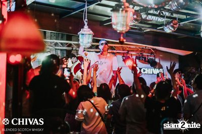 J Jetrin at The View Bar & Restaurant — photo 88