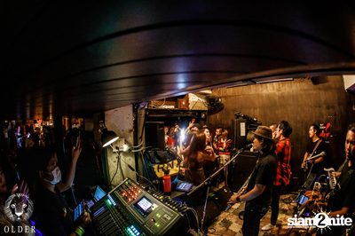 Budweiser presents Two Popetorn at Older — photo 101