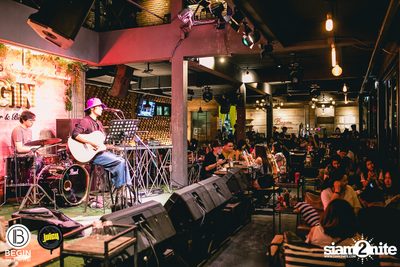 Begin Bar & Bistro: Hip Hop Party กับ Youngohm x FIIXD x DJ Nat — photo 11