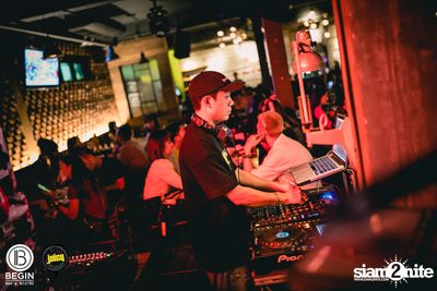 Begin Bar & Bistro: Hip Hop Party กับ Youngohm x FIIXD x DJ Nat — photo 39