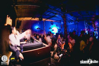Begin Bar & Bistro: Hip Hop Party กับ Youngohm x FIIXD x DJ Nat — photo 174