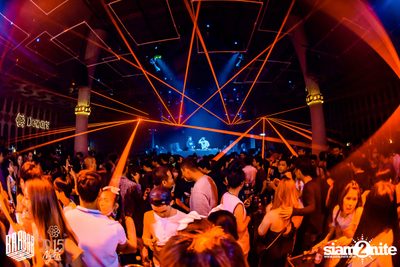 Friday Night at BARBARBAR — photo 101