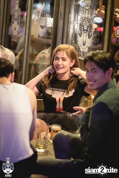 Saturday Night at Ainu Bar — photo 10
