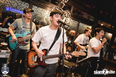 Saturday Night at Ainu Bar — photo 28