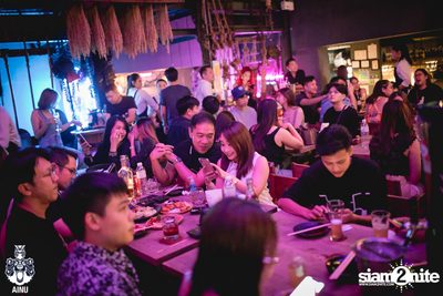 Saturday Night at Ainu Bar — photo 37
