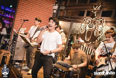 Saturday Night at Ainu Bar — photo 38