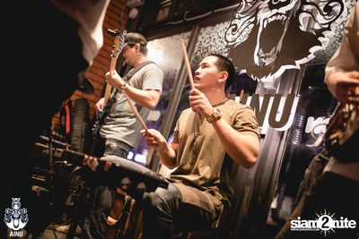 Saturday Night at Ainu Bar — photo 39