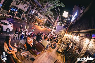 Saturday Night at Ainu Bar — photo 55