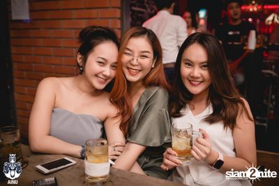 Saturday Night at Ainu Bar — photo 75