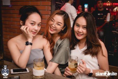 Saturday Night at Ainu Bar — photo 76