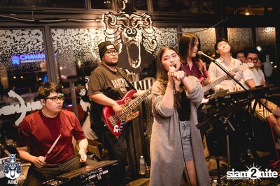 Saturday Night at Ainu Bar — photo 89