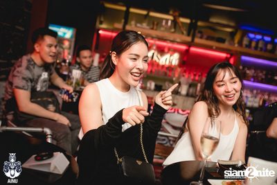 Saturday Night at Ainu Bar — photo 91