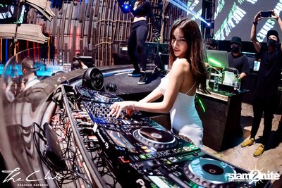 The Club Khaosan presents Jade Rasif — photo 170