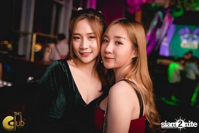Mardi Gras ที่ The Club at Koi — photo 22