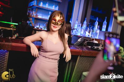 Mardi Gras ที่ The Club at Koi — photo 29