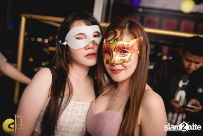 Mardi Gras ที่ The Club at Koi — photo 32