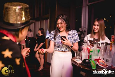 Mardi Gras ที่ The Club at Koi — photo 35