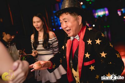 Mardi Gras ที่ The Club at Koi — photo 36