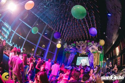 Mardi Gras ที่ The Club at Koi — photo 78